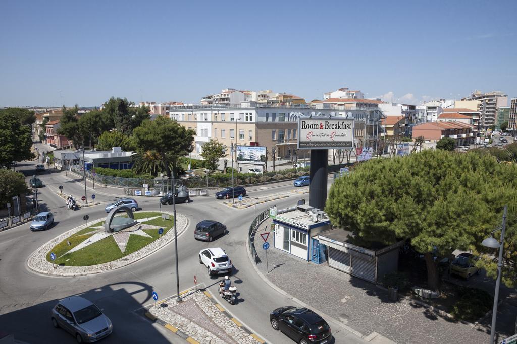 Quarantadue Quindici Hotel Termoli Luaran gambar